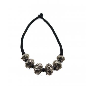 antique style necklace 